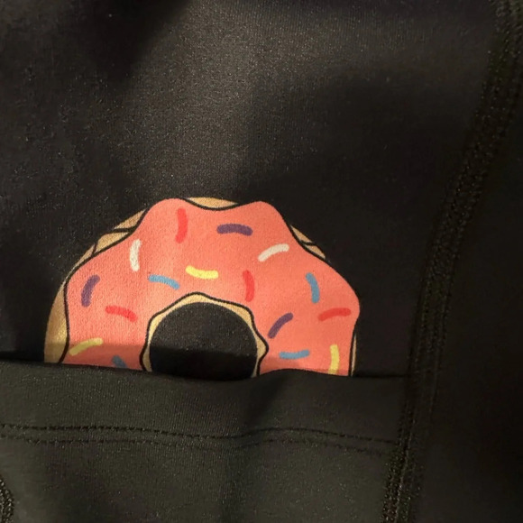 Feed Me Fight Me Donut Pocket Black Leggings Size Large - Picture 4 of 4